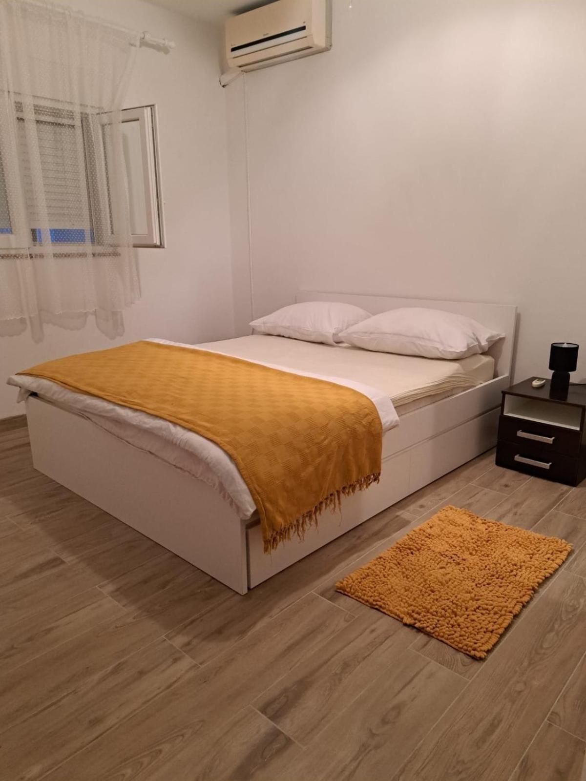 Apartments By The Sea Turanj, Biograd - 364 Esterno foto